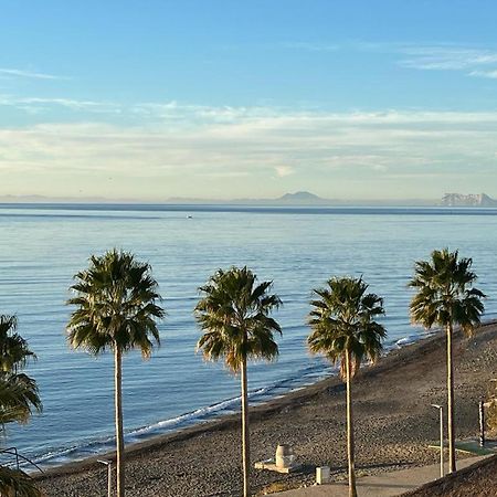 Bahia De La Plata Seafront Apartment Estepona Bagian luar foto
