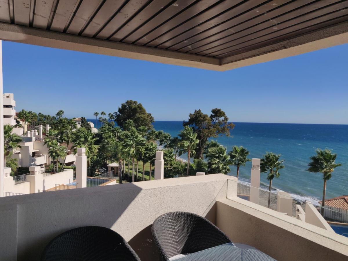 Bahia De La Plata Seafront Apartment Estepona Bagian luar foto